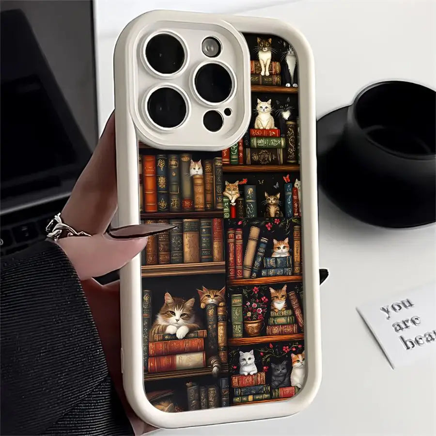 Phone Case for Iphone 16 15 Pro Max 13 12 11 Pro 14Promax 16Plus 12Pro 16E 13Pro Soft Cover Shell Vintage Bookshelf Kitten